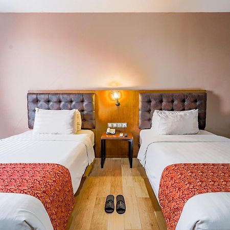 Grand Kangen Hotel Urip Sumoharjo 요그야카르타 외부 사진